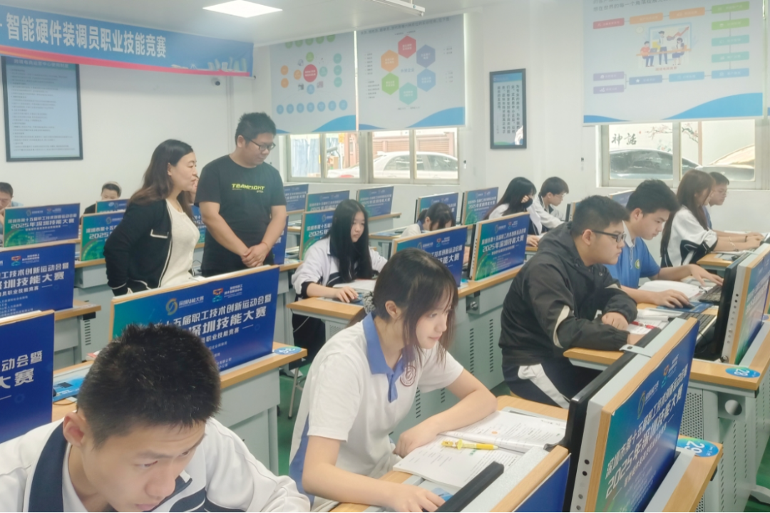 4月16日商贸信息系公开课（网店推广） (6).jpg