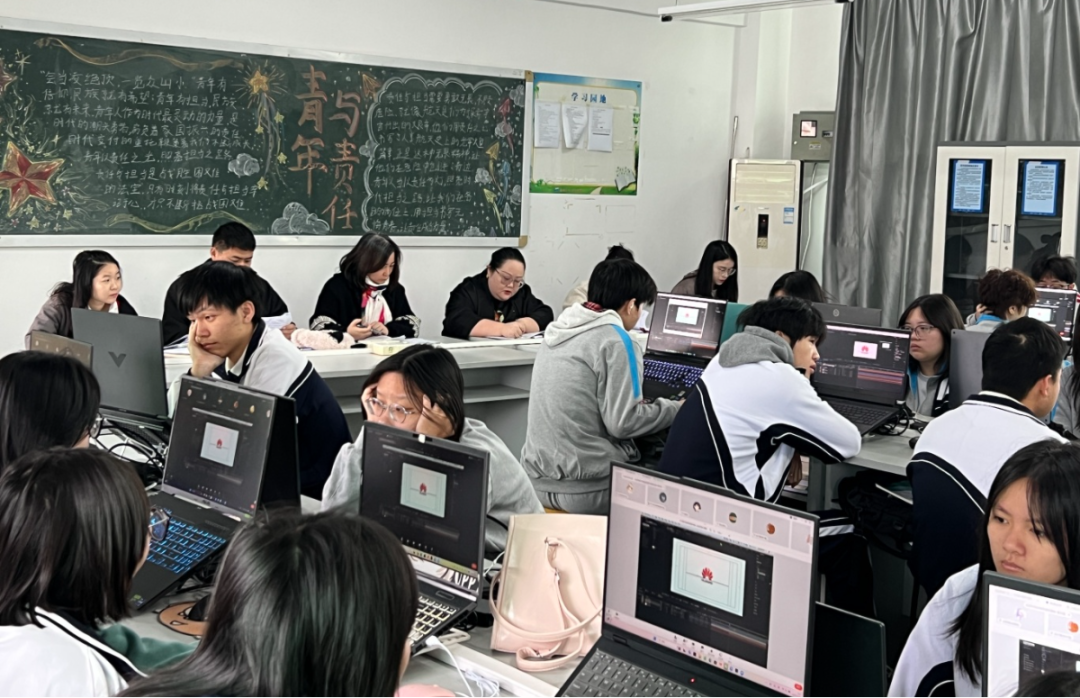 5听课场景 (6).JPG