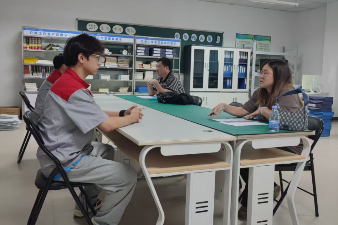 深圳市飞亚达科技发展有限公司 (2).jpg