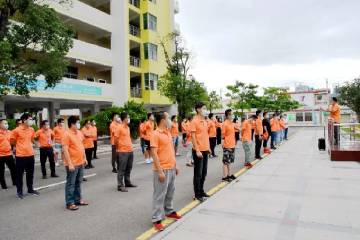 学校开展第三次校园疫情防控应急演练