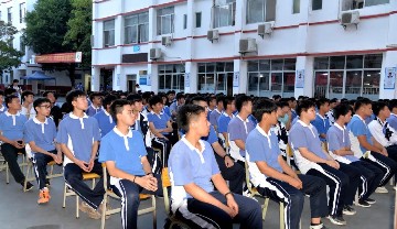 企业专家助力，宝山技工学子扬帆！