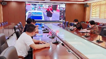 青年教师齐上台 活力课堂展风采