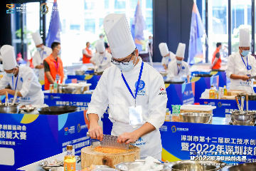 一金三银！我校烹饪系师生在深圳技能大赛上喜获佳绩！