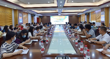 专家引领 专业成长 | 宝山技校开展班主任专业能力提升培训