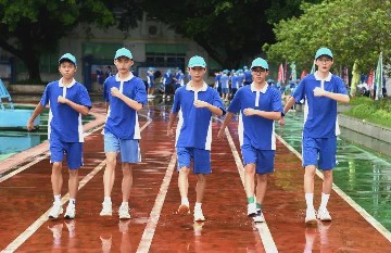 无惧风雨 磨砺成长︱宝山技校2024级新生军训纪实