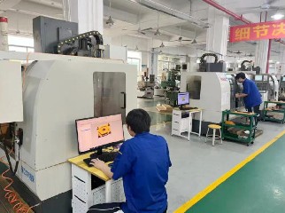 技校出来好找工作吗？