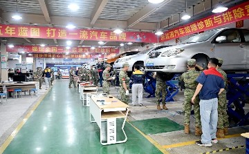 人民日报客户端丨实景实战练精兵，名师带教育尖兵！央媒关注宝山技校圆满承办深圳市民兵分队技能培训