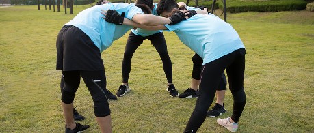 2017级春季新生玩起拓展游戏