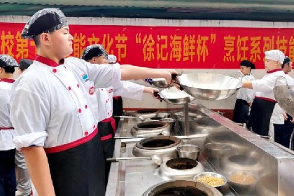“厨”类拔萃，“艺”出风采 | 宝山技校第十届技能文化节烹饪系精彩回顾