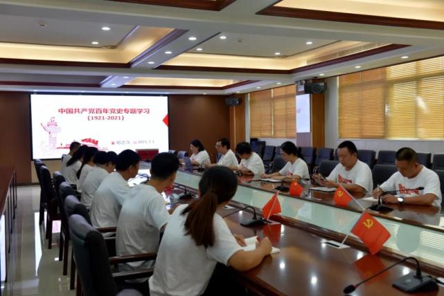 祝您生日快乐 | 深圳宝山技校举办庆祝建党100周年活动