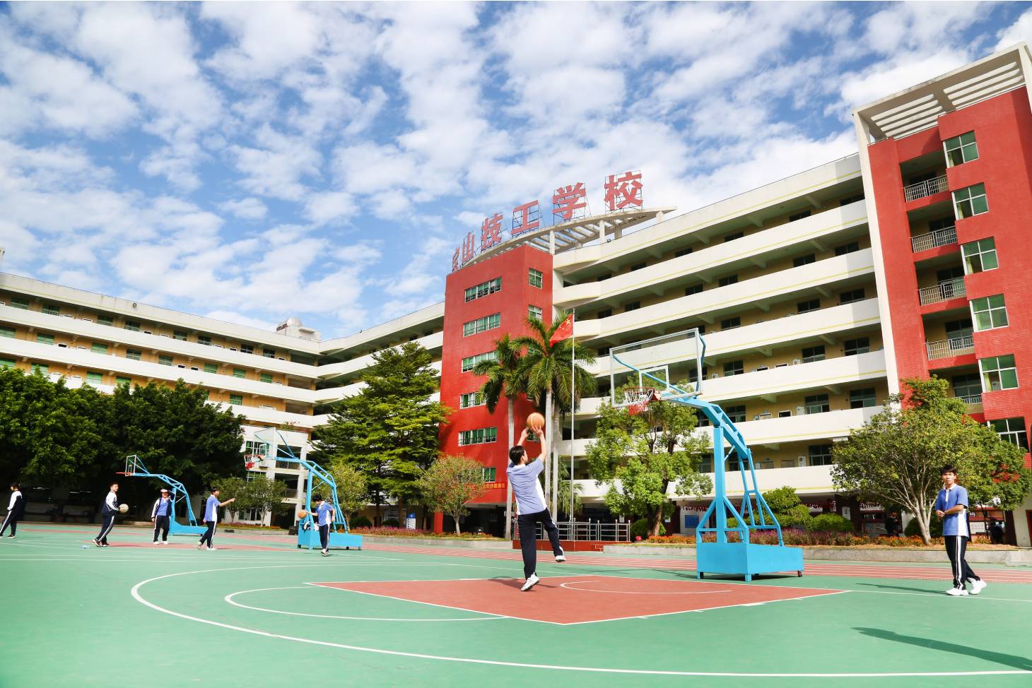 技工学校的升学率怎么样？